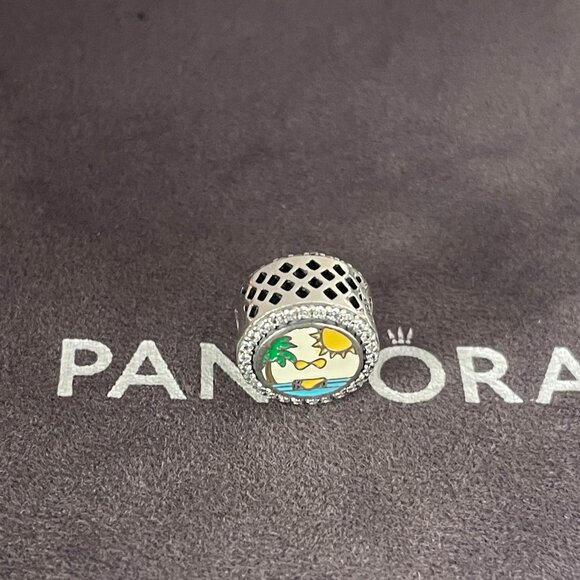 Pandora Engraved Button Charm Swimsuit Cur Charm - Picture 4 of 5